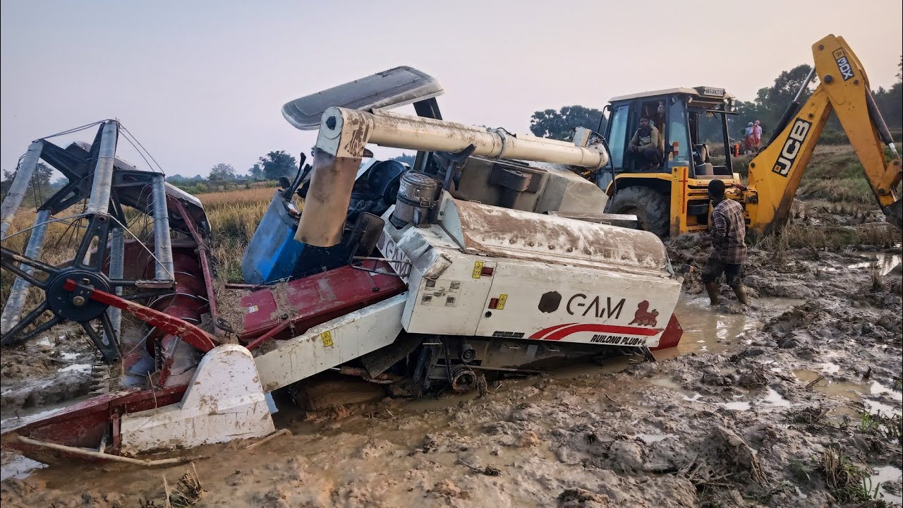 GAM 102 হার্ভেস্টার Dander Moment JCB Power|| ধান কাটার mechin মাঠে ফেঁসে গেছে #harvestar 