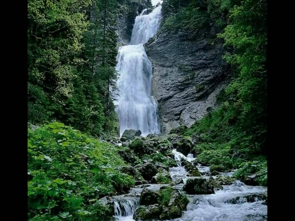 Schau das Alpenglühn übern Bergsee