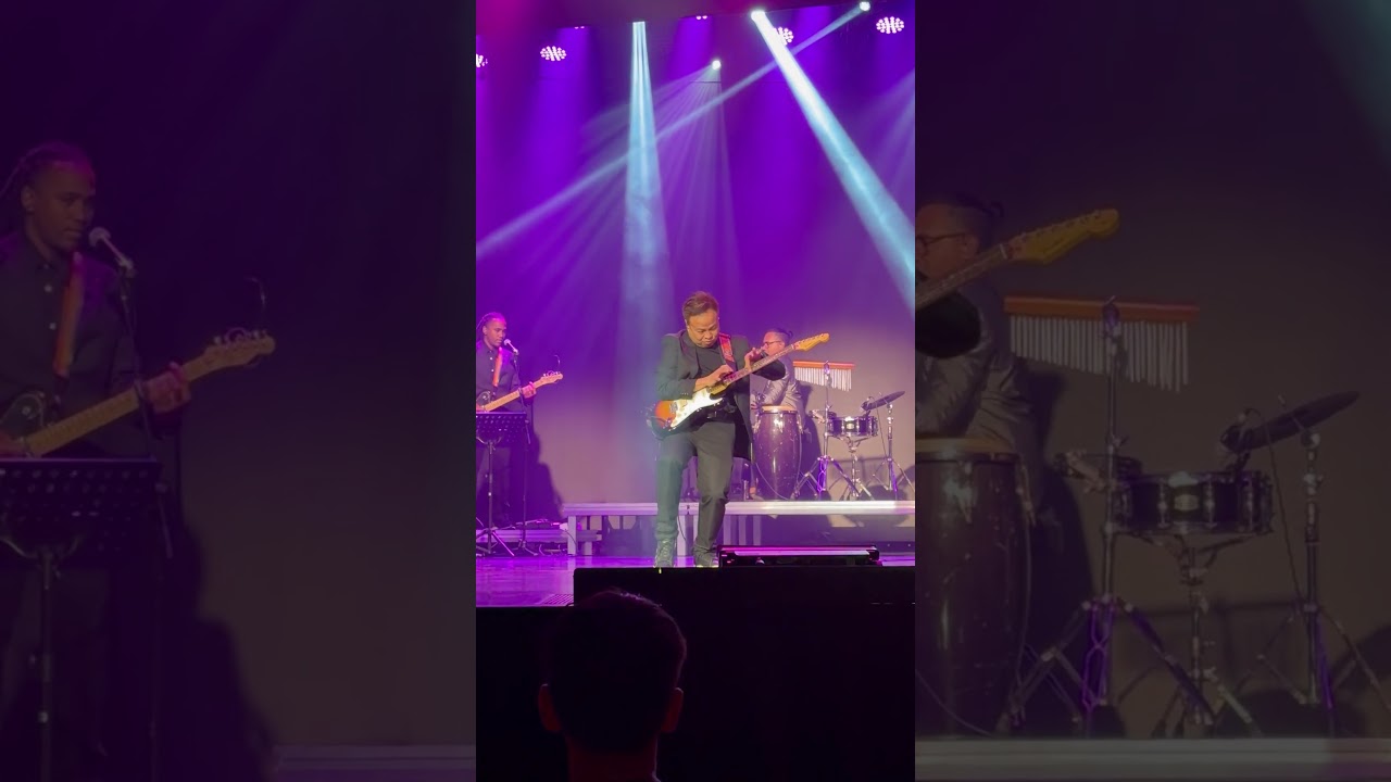 Jason Guitar Solo Music Zone duo Concert in Amphitheater with Cuban Band