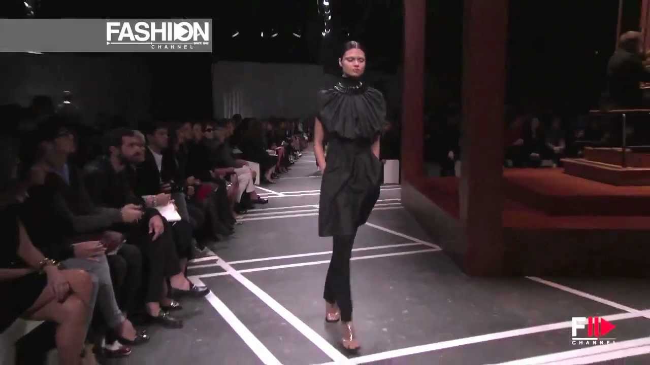 GIVENCHY Spring Summer 2013  Paris - Fashion Channel