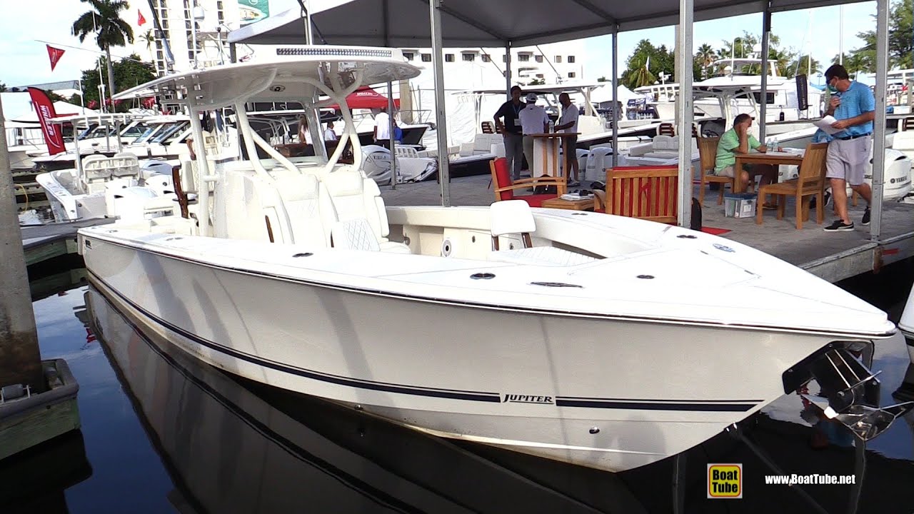 2021 Jupiter 32 Center Console Walkaround Tour - 2020 Fort Lauderdale Boat Show