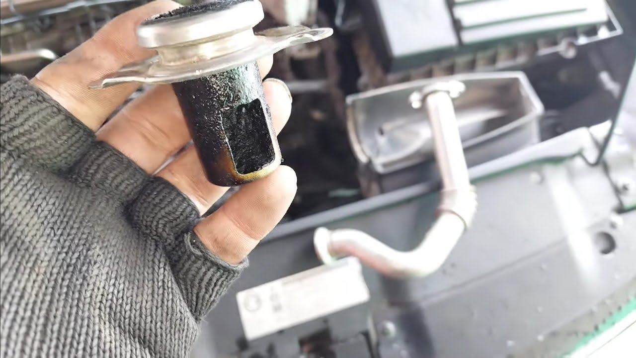 VW DİZEL ARAÇ KULLANANLAR MUTLAKA KONTROL ETMELİ (yüksek devirde çalışma duman atma sorunu)