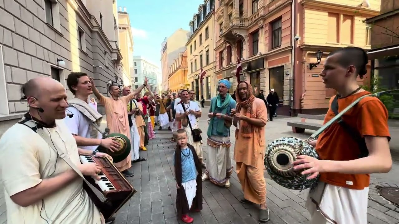 Gaura Nitai Kirtan in Old Town Riga