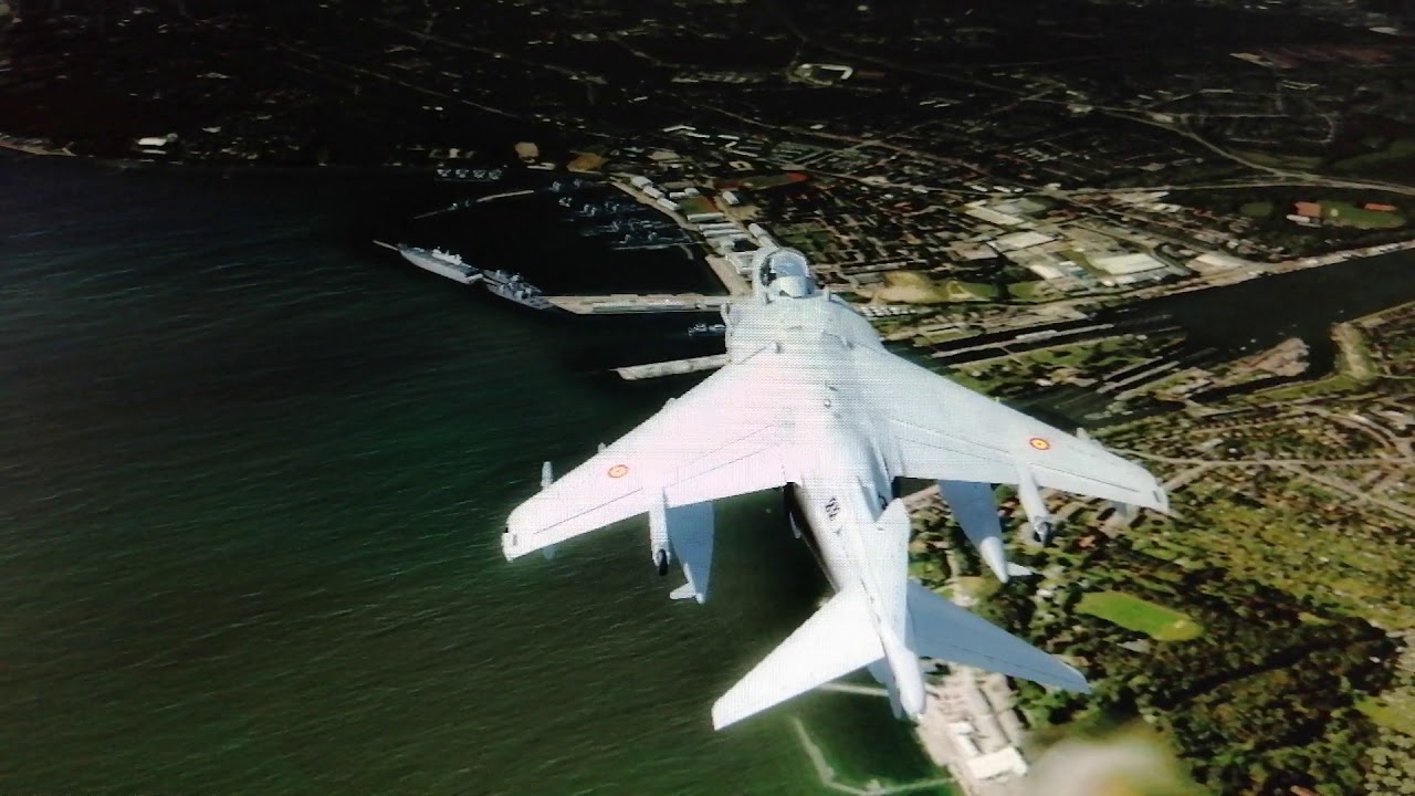 BALTOPS 2019 - Sobrevolando la Base Naval de Kiel (4/6)