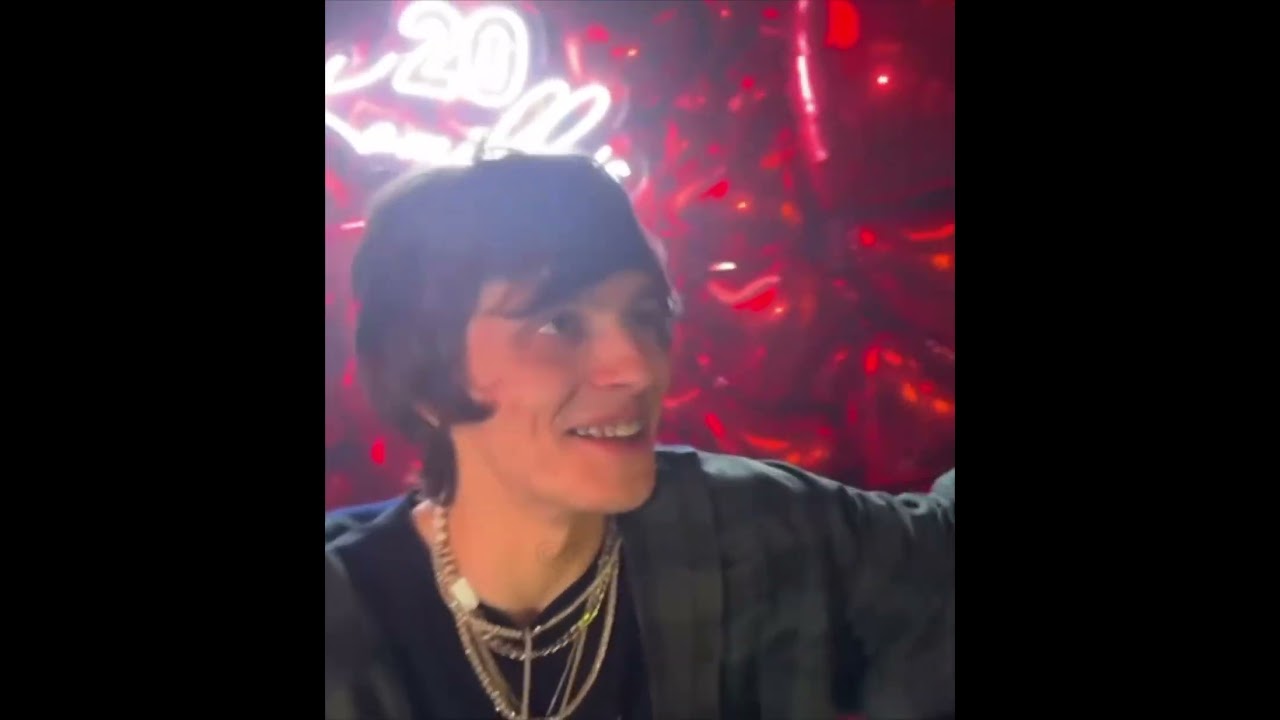 БУДА НА КОНЦЕРТЕ ПОДКАТЫВАЕТ К ФАНАТКЕ  | OG BUDA MELON MUSIC