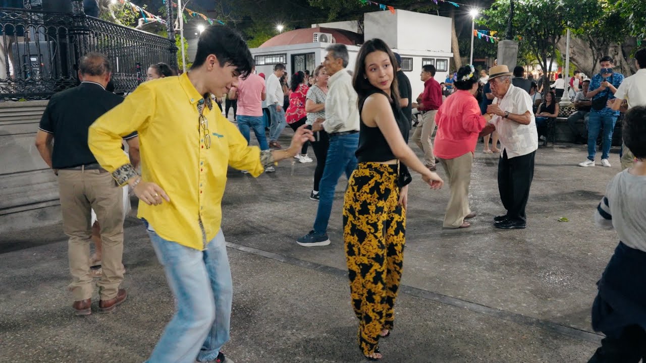 Parque Jardin de la Marimba, Baile del Viernes 3 de Abril del 2026