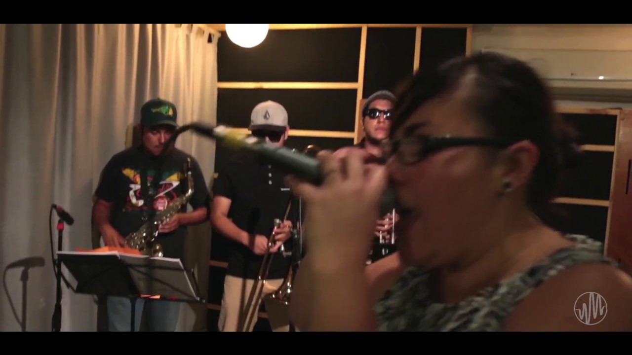 Uso Rudo - Plaga Social (Live Session)