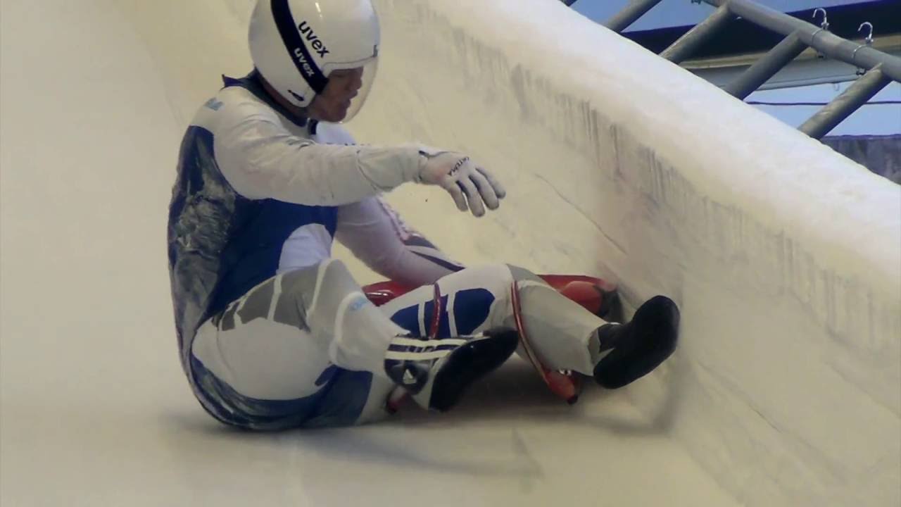 Санный спорт. Падение в Сигулде.