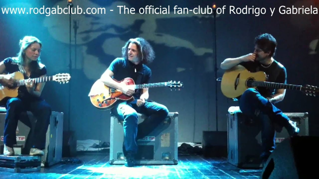 Rodrigo y Gabriela with Alex Skolnick - Atman + Medley (live in Avignon, France)