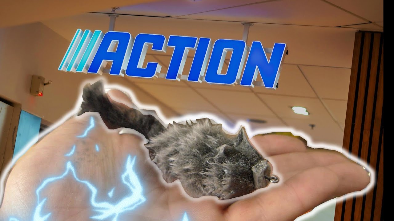une MIKY MOUSE avec tout ce qu'on trouve chez ACTION