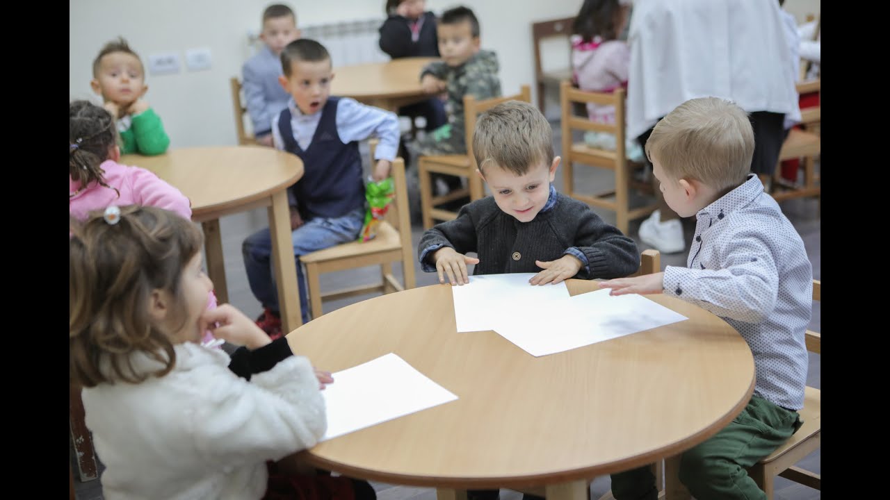 Surrel, Tiranë - Një e shtunë ndryshe në oborrin e shkollës e re 'Ymer Lala'