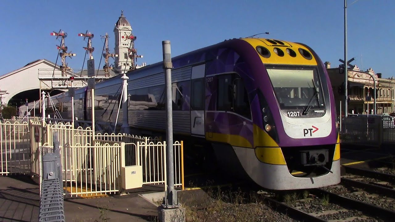 V/line and Grain trains at Ballarat