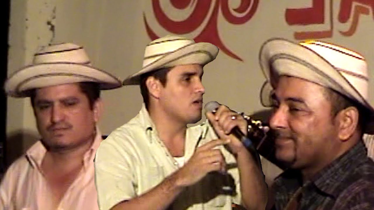 CONTROVERSIA ARMANDO AIZPRUA SALOMON MORENO Y EDY CARDENAS en GALLINO PICAO