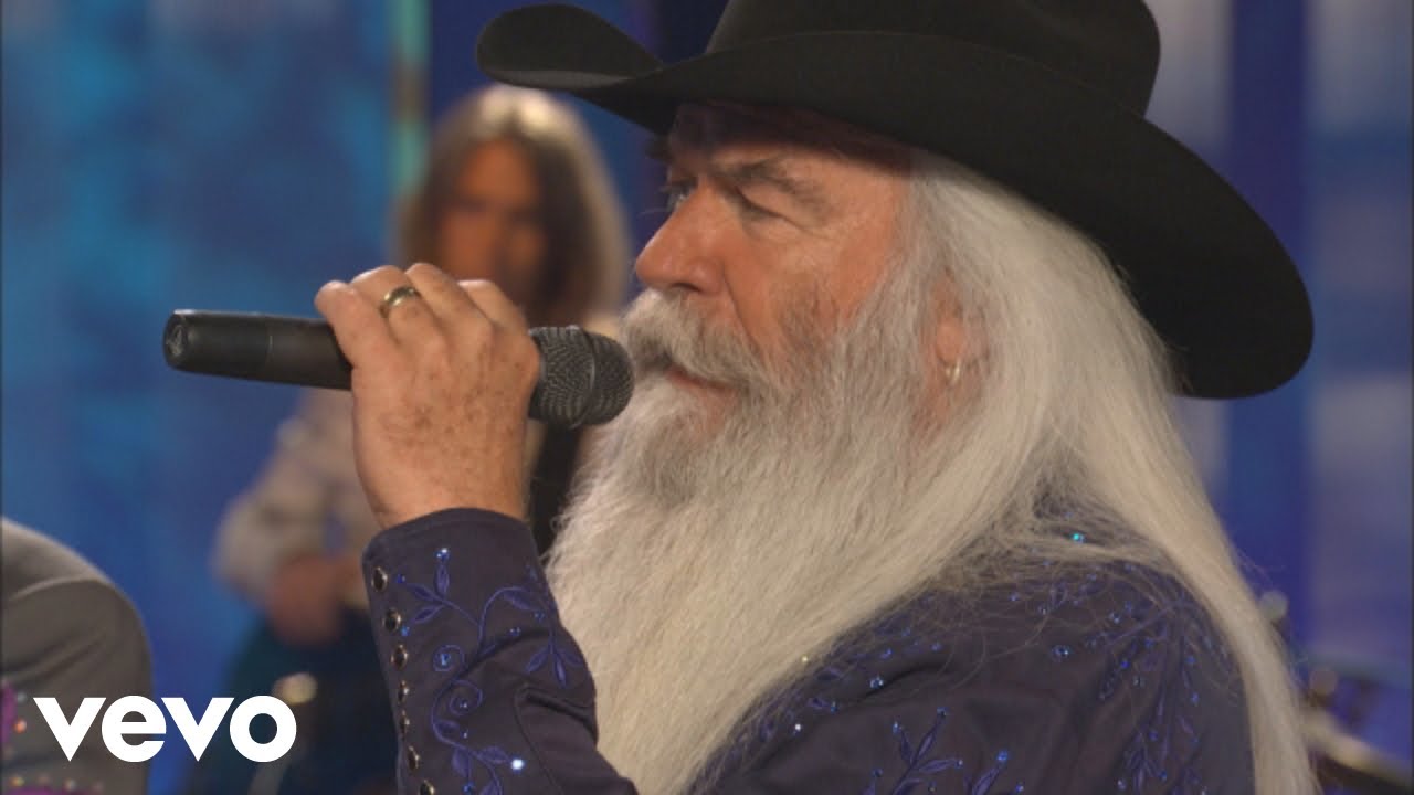 The Oak Ridge Boys - Where the Soul Never Dies [Live] ft. Bill & Gloria Gaither