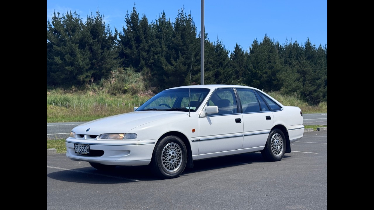 1993 Holden Commodore Berlina VR - ONLY 49000km