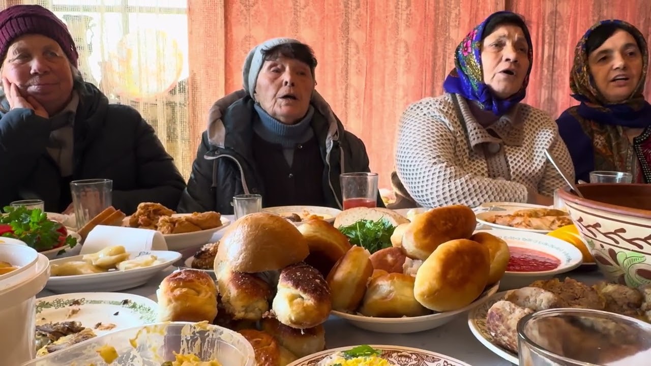 Тепла зустріч односельців на храмове свято Дмитра | Українські традиції 