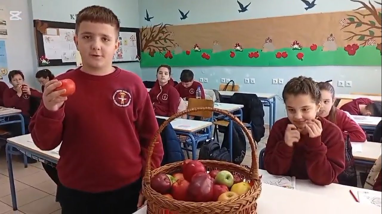 Një mollë në ditë i thotë doktorit ik. An apple a day keeps the doctor away