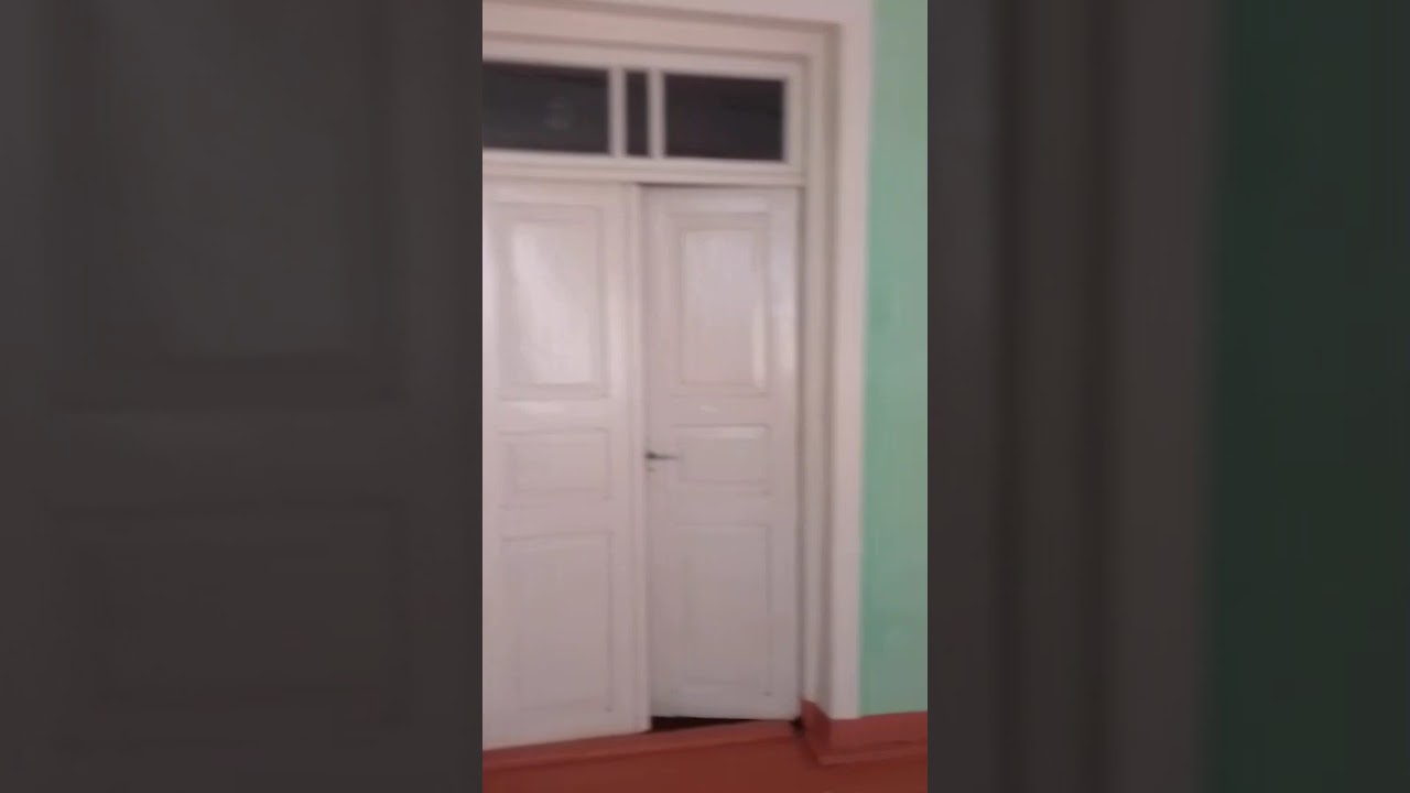 Bərdə rayon Füzuli küçəsində ev satılır 