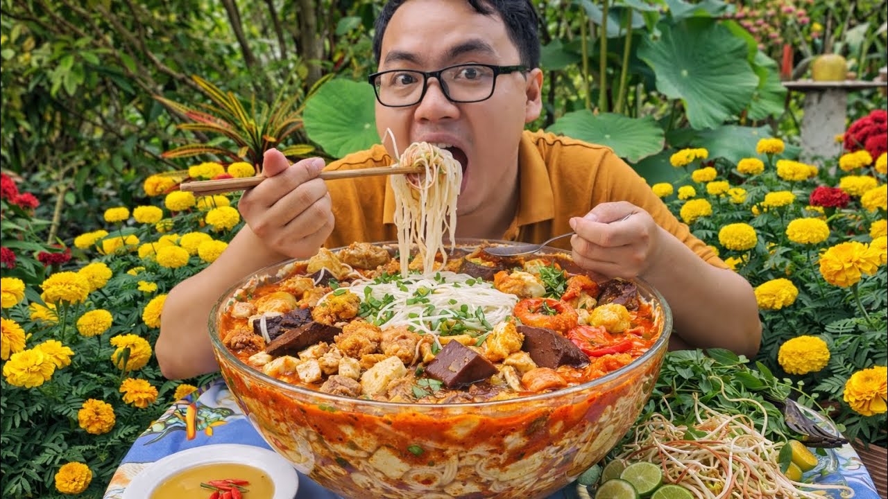 BÚN RIÊU CUA ĐỒNG. Hôm Nay VQ98 Mua Được Tô Bún Riêu 20k Hết Sức Nhiều Và Ngon