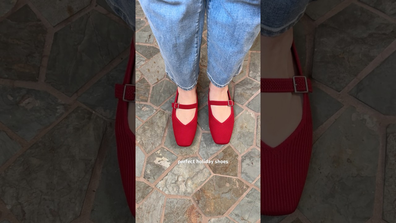 Ruby red Mary Janes are so perfect for all the holiday outfits!!!! #shoes #christmasoutfits #vivaia