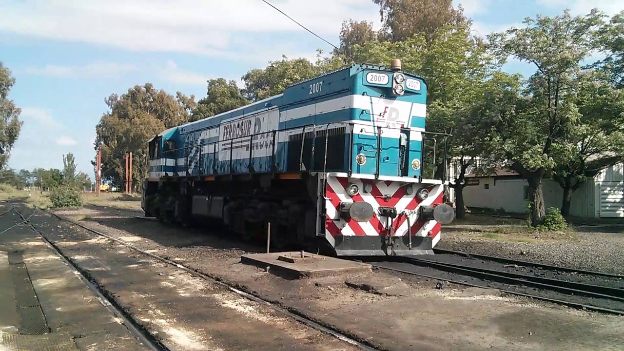 Locomotora G-26 HCW 2 ingresando a revisión técnica en Estación Palmira.