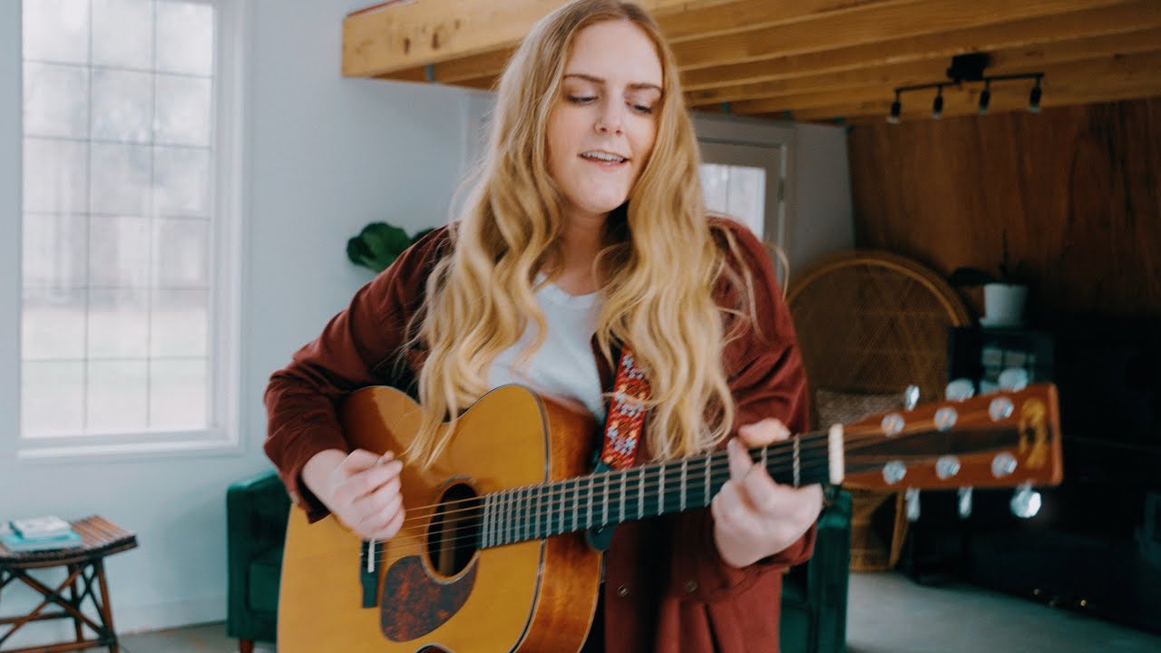 MEG + JAC - Knee Deep (Official Video)
