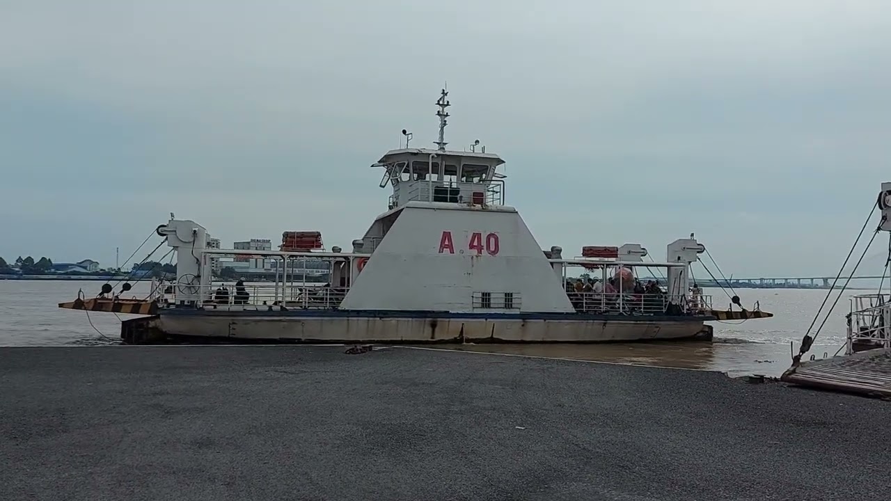 phà A40 rời bến Long xuyên ( phà Vàm Cống 2023)