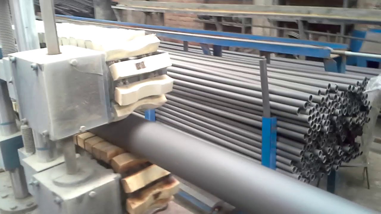 Extrusora de tubos de PVC de 4
