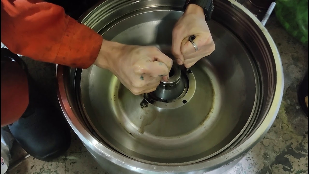 Lube Oil Purifier Bowl cleaning MITSUBISHI SELFEJECTOR (TYPE: SJ40F)