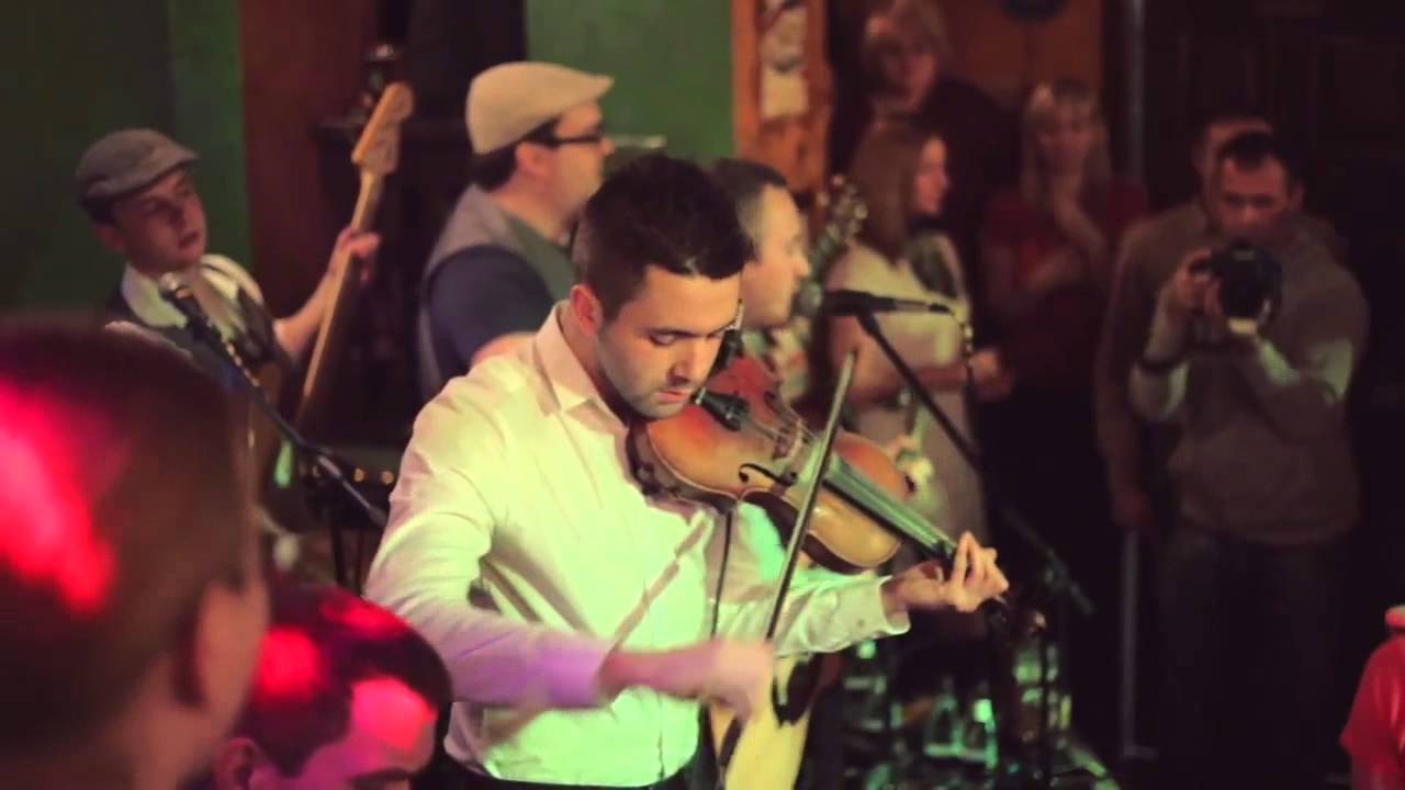 The Muddlers Club - Ho Hey Cover. Hamilton's Pub, Belgorod, Russia.