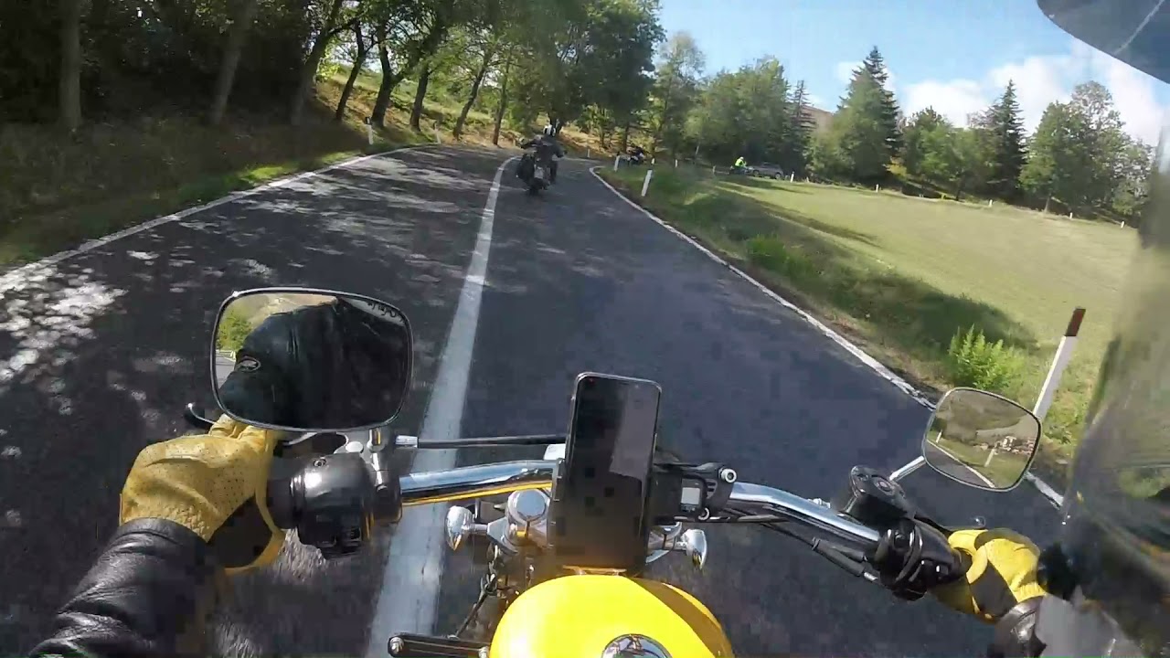 In moto lungo le strade della Romagna