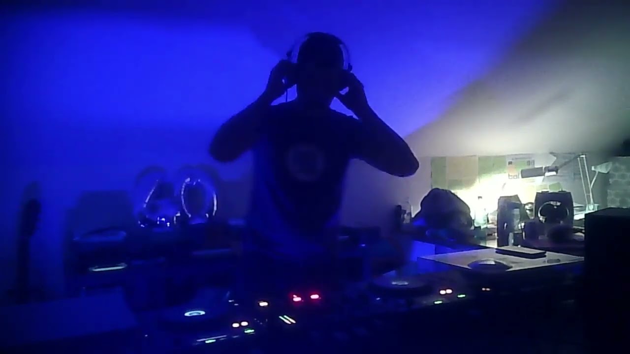 San Varez Year mix 2022