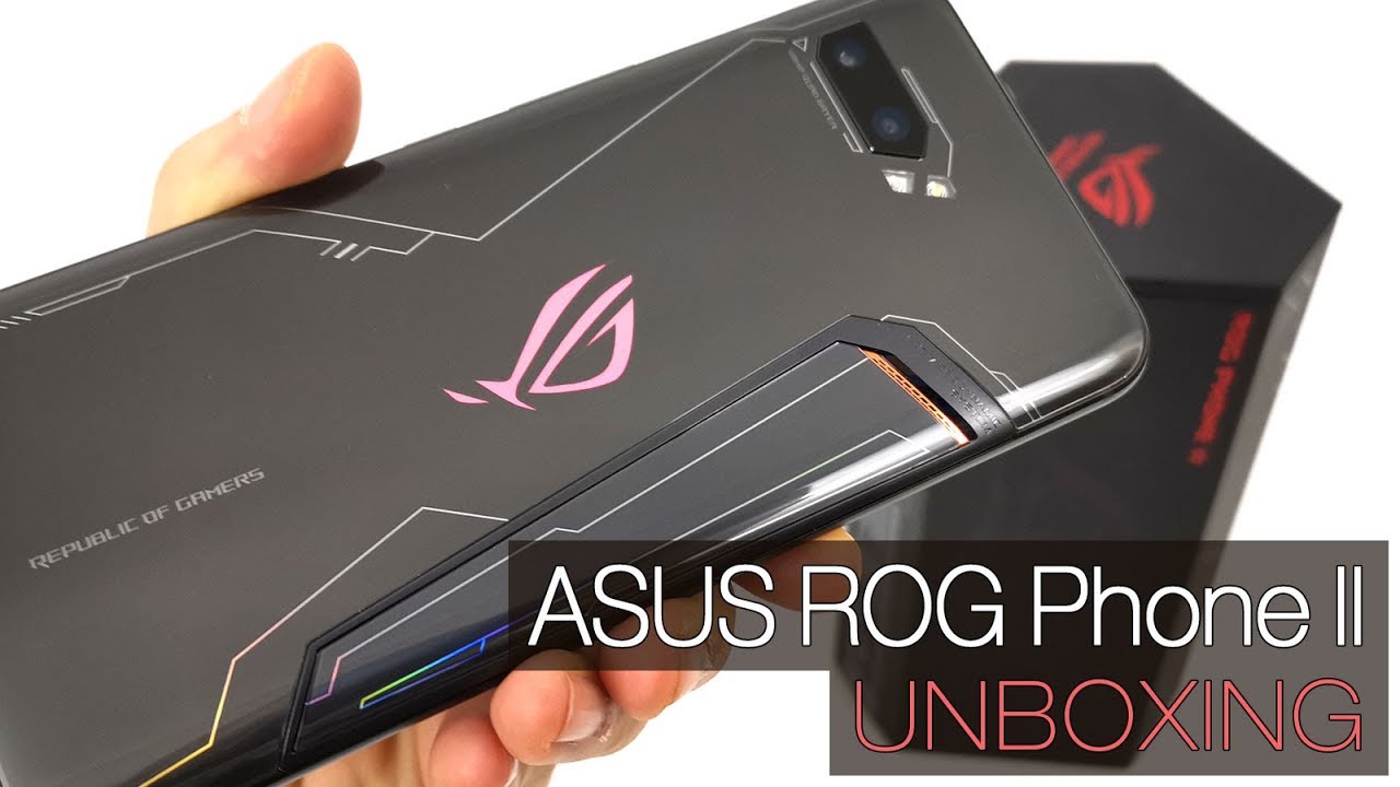 ASUS ROG Phone II Unboxing (With Gaming Accessories!)