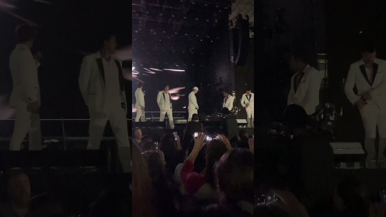 NKOTB Fenway Park 2021 Griffin McIntyre on the piano and singing TOFTC feat. NKOTB