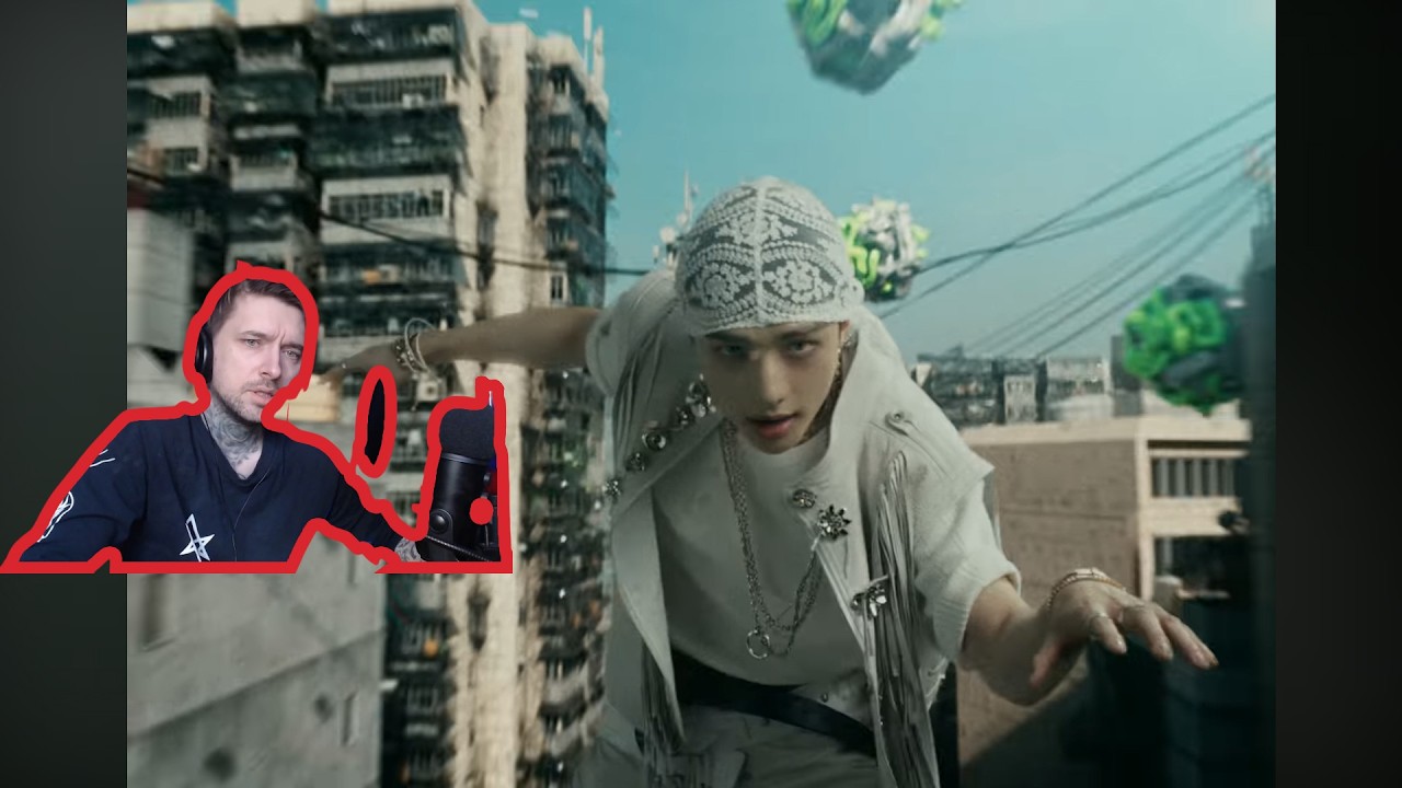 Вечный бипается под Stray Kids 