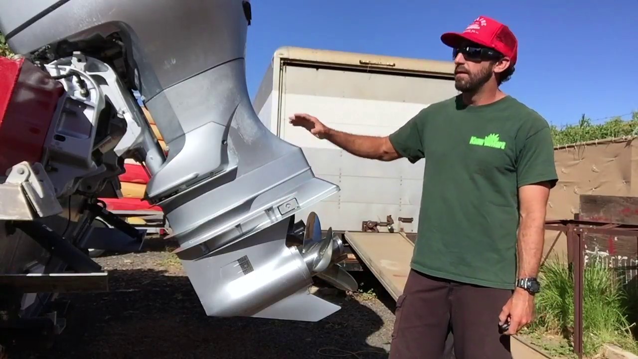 Honda 225 Outboard Water Pump/ Lower Unit (gear case) Removal and Service