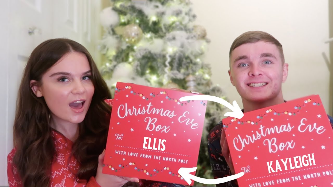 CHRISTMAS EVE BOX GIFT SWAP WITH MY BOYFRIEND *£30 BUDGET* !!