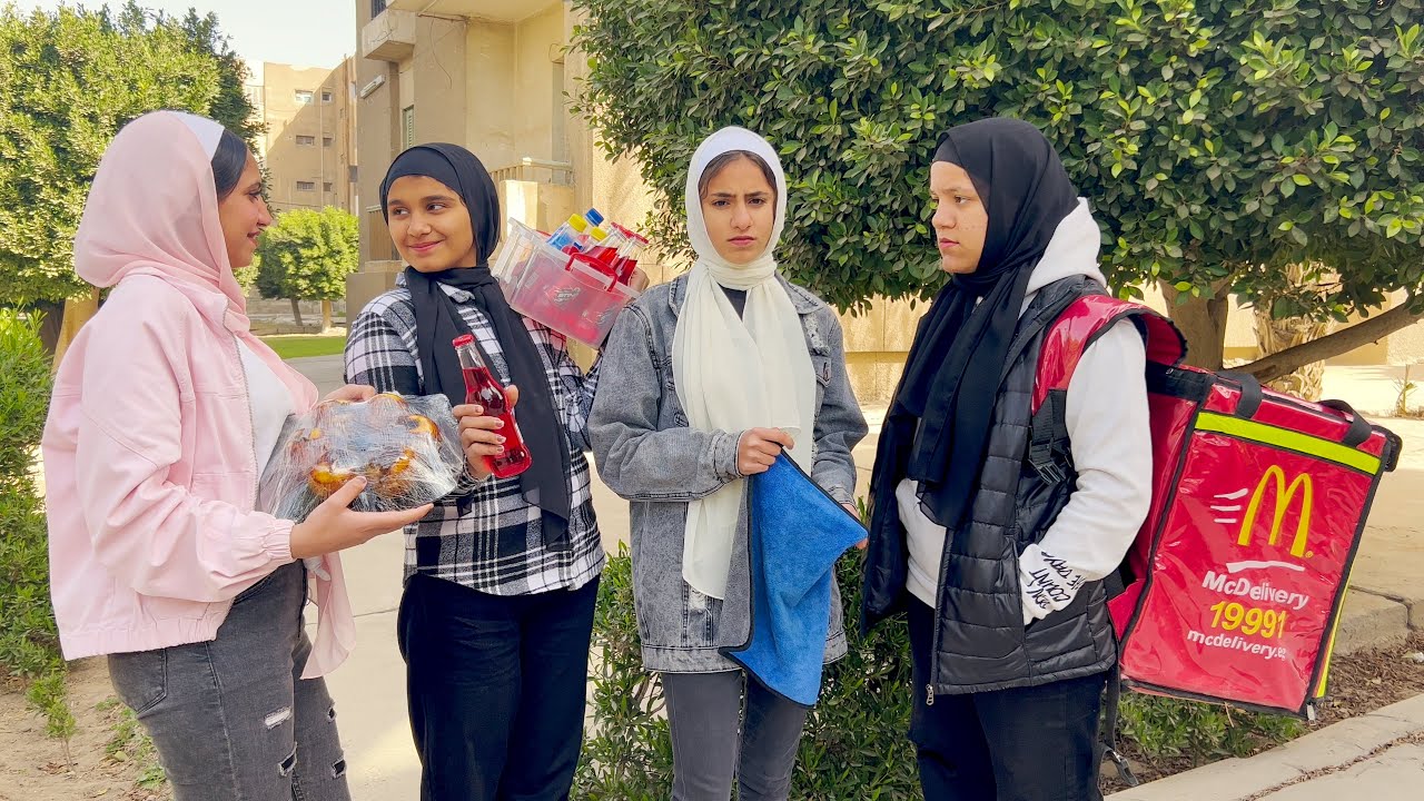 اربع بنات يصنعو المستحيل لمساعدة ابوهم !!