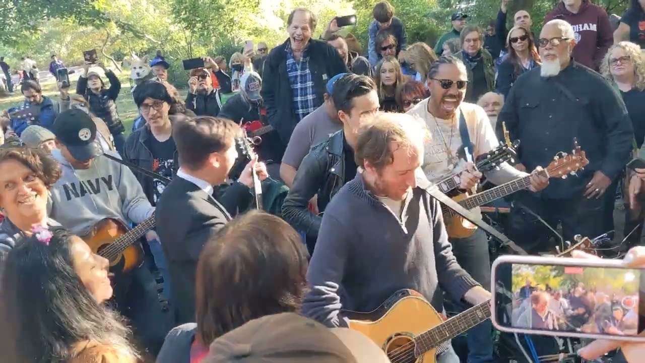 I Saw Her Standing There- John Lennon's 82nd Birthday at Strawberry Fields, NYC. 10/09/2022
