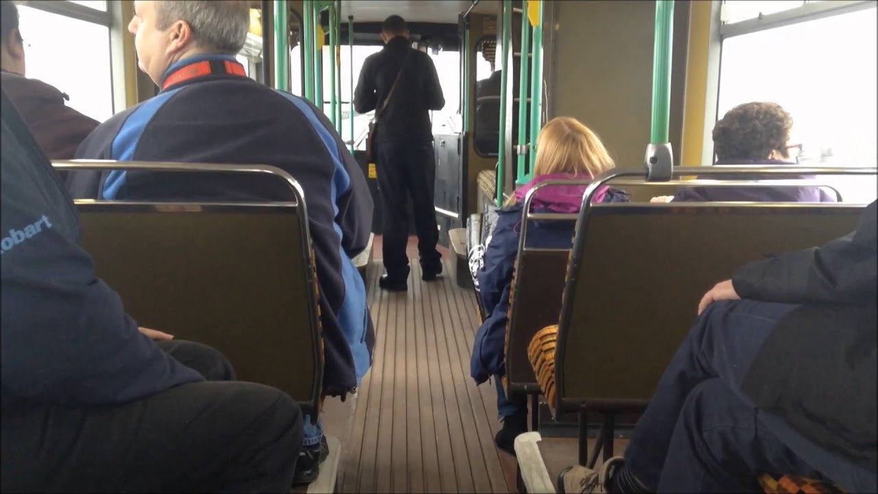 Ensignbus Running Day: Route X55: T986 (A986SYE): Leyland Titan B15