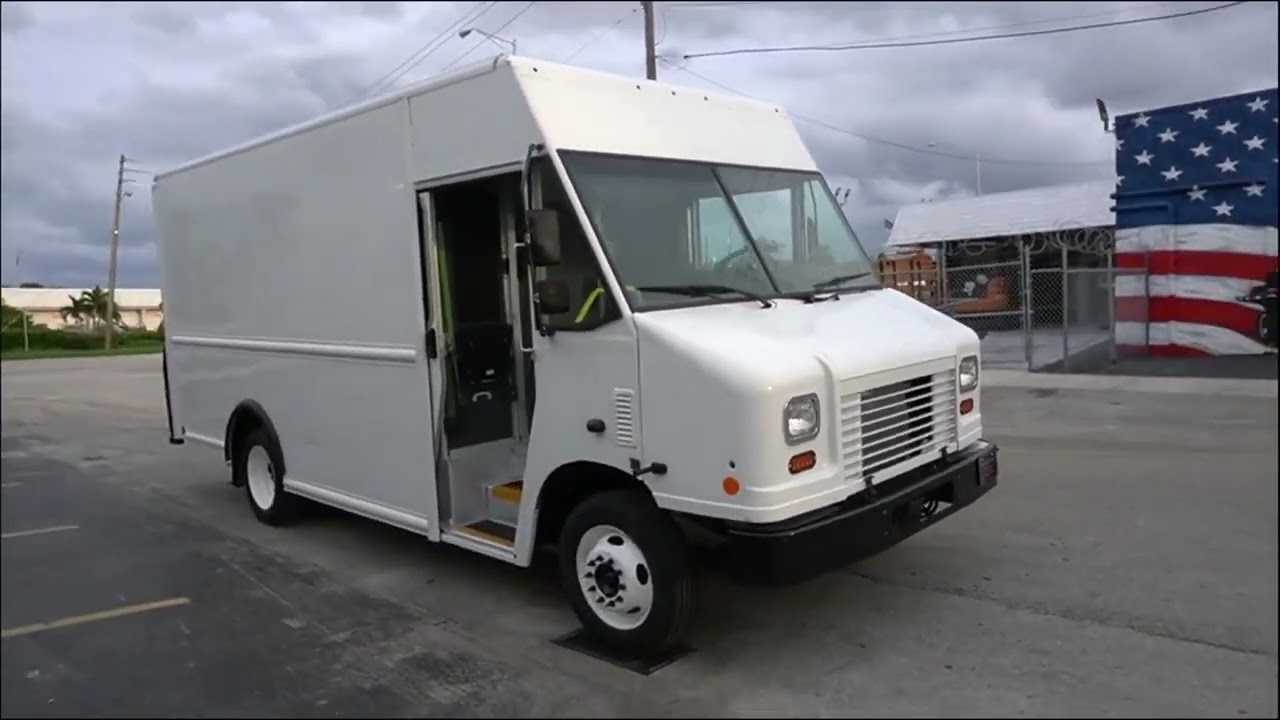 2020 FORD F59 For Sale
