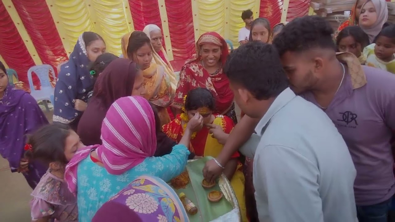  হলুদ দিয়ে জামাই বউ দুজনে শরির চুল-কানি। #riyakhan #bts  #shovideo #shortreels #shorts #short 