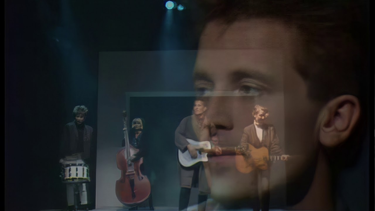 Lars H.U.G. - Skibet Hedder Afsked (Official Music Video)