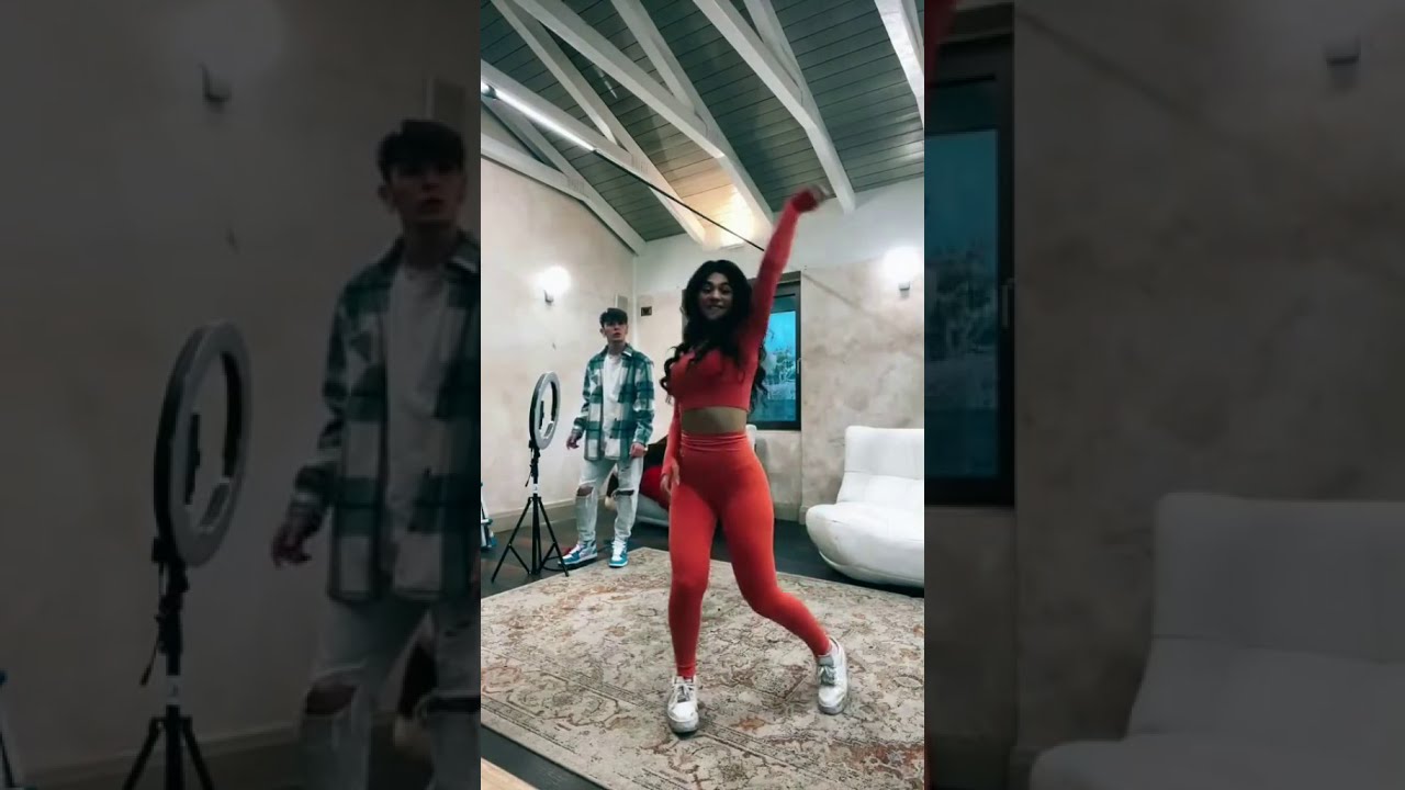 Shake yaa boom boom TikTokItalia