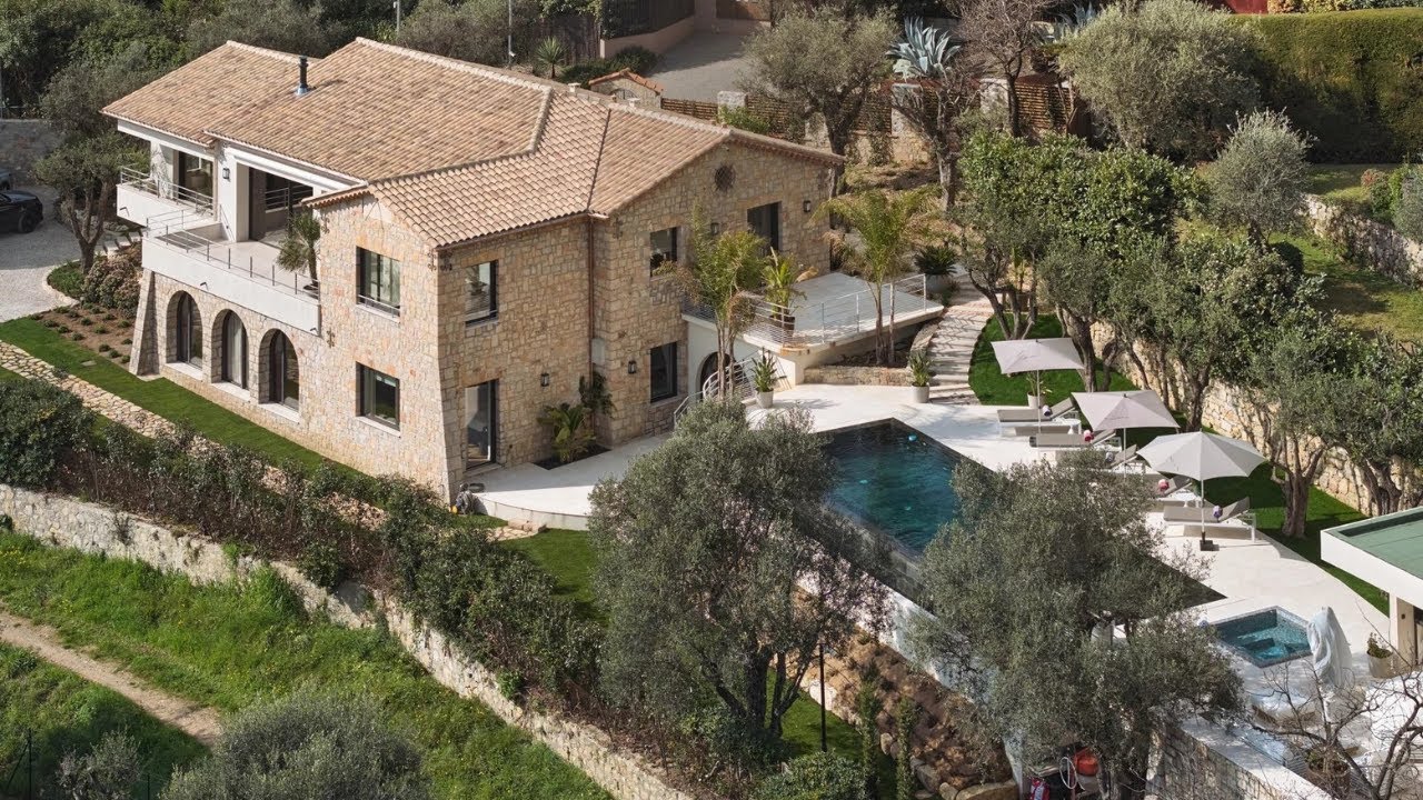 Prestige & Panorama: A luxurious escape in Le Cannet