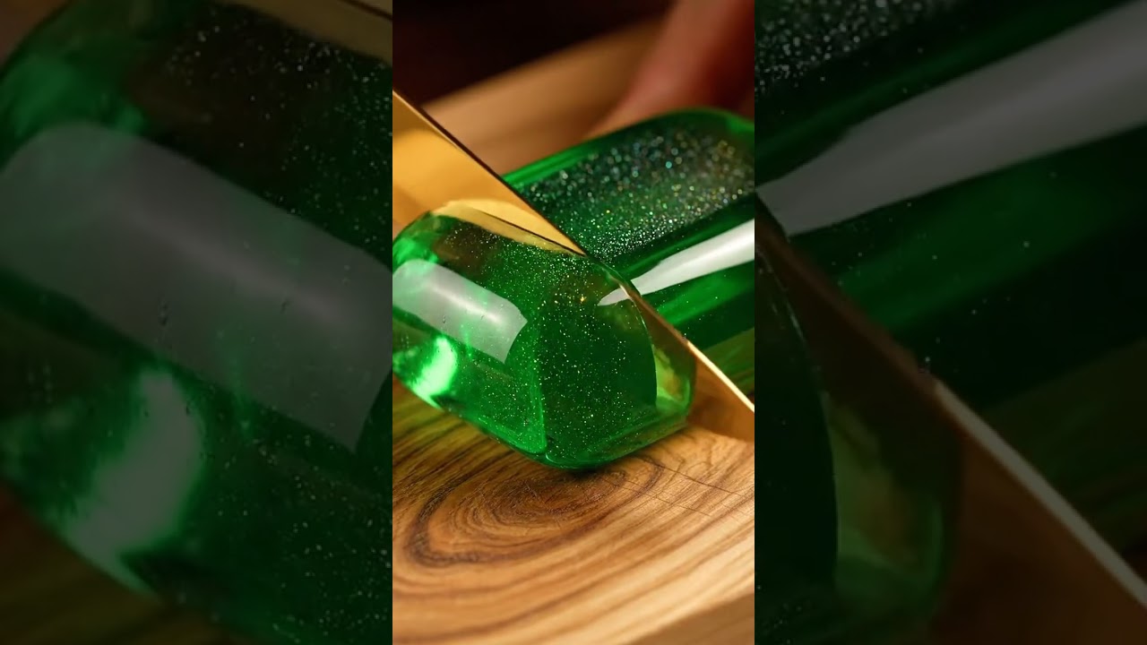 Beautiful Soap cutting ASMR video💚 #satisfying