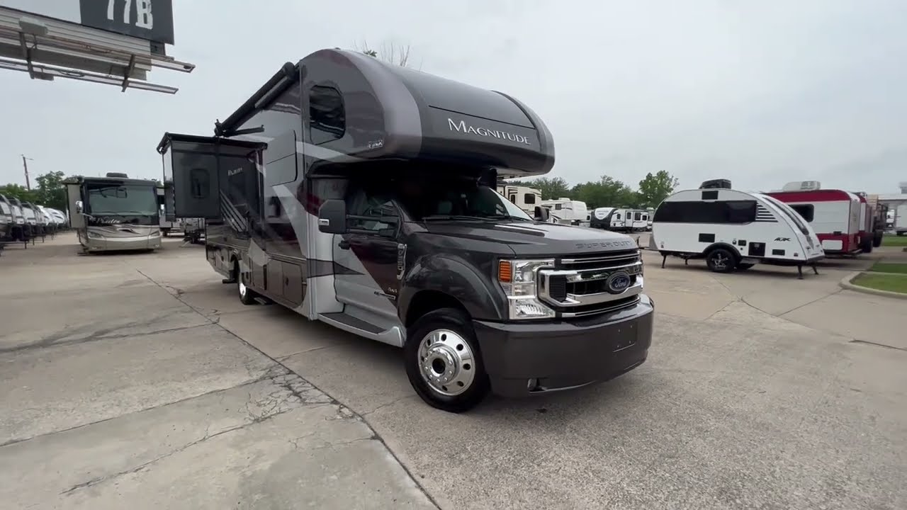 2021 Thor Motor Coach Magnitude XG32