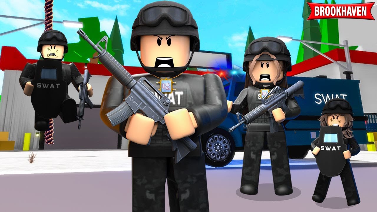 Kendi SWAT TAKIMI AİLEMİ Kurdum! - Roblox Brookhaven