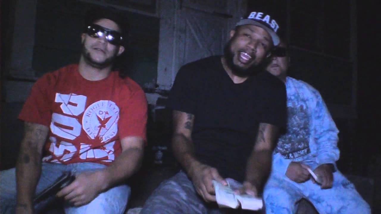 Babilla Record Mucho Chavo Official Video 2014