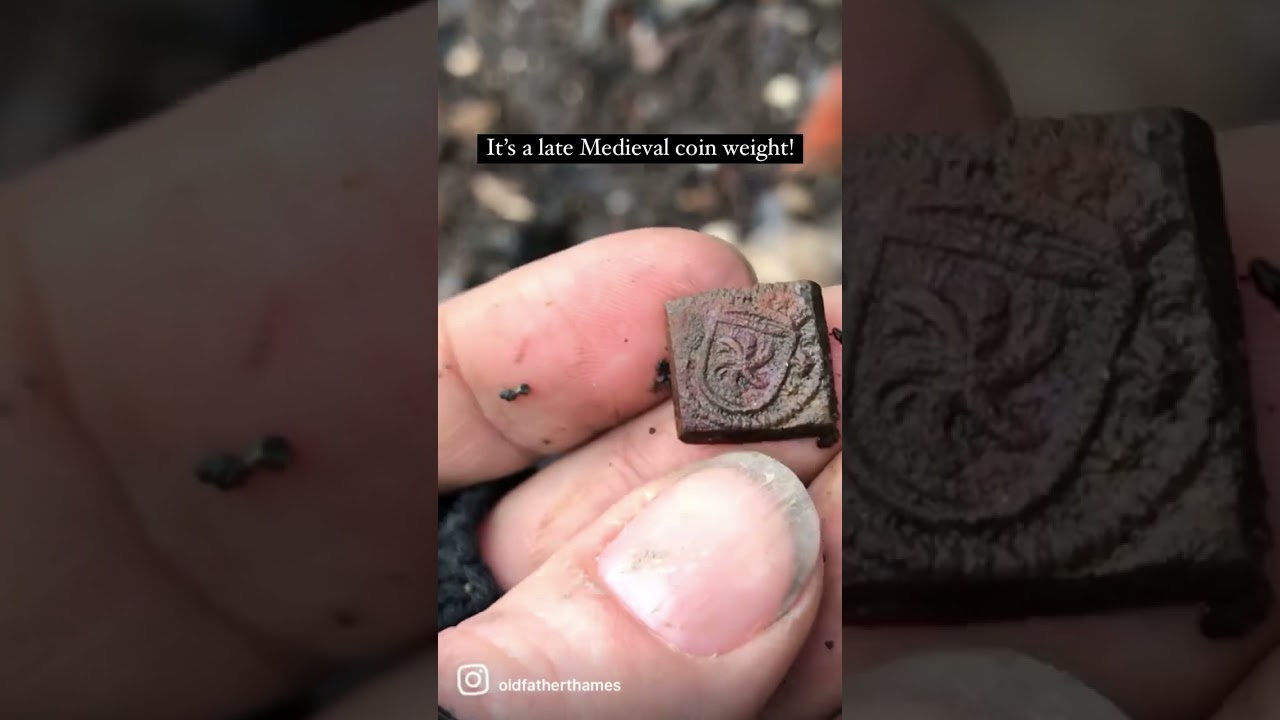 Finding a medieval coin weight on the River Thames foreshore in London. A rare dream find! 🪙